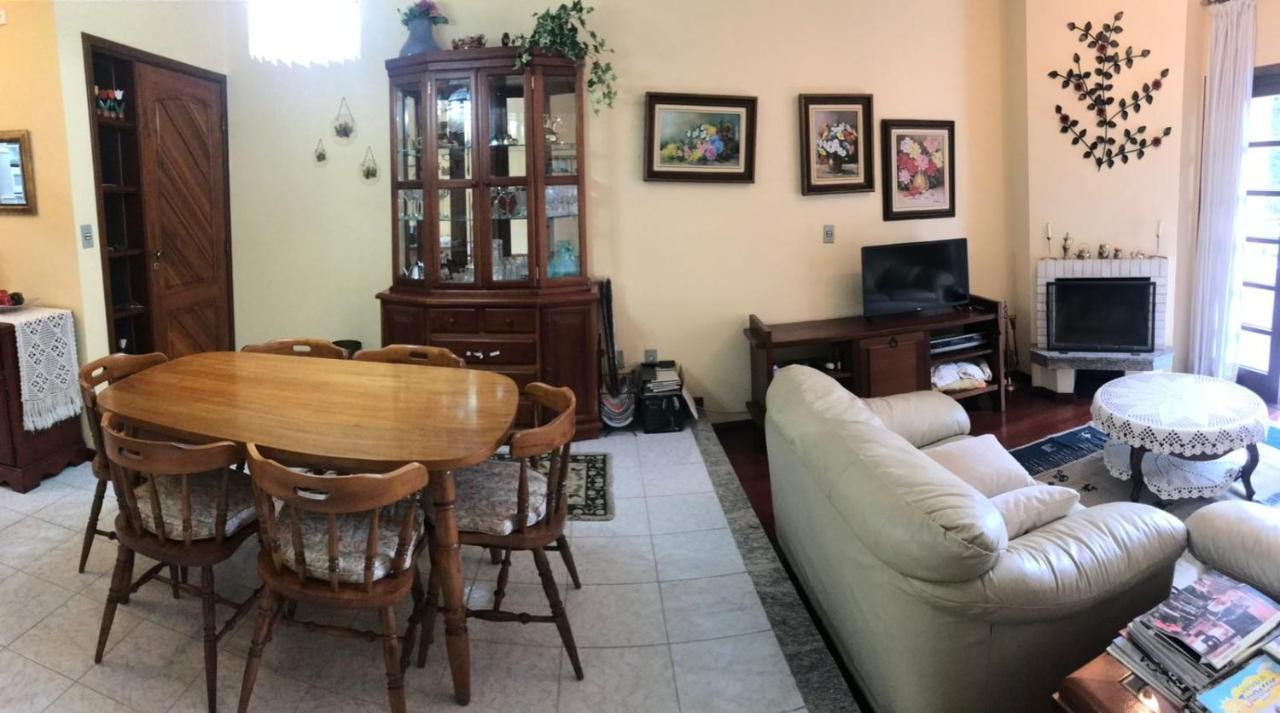 Ap Campos De Jordao No Centro De Capivari Apartamento *